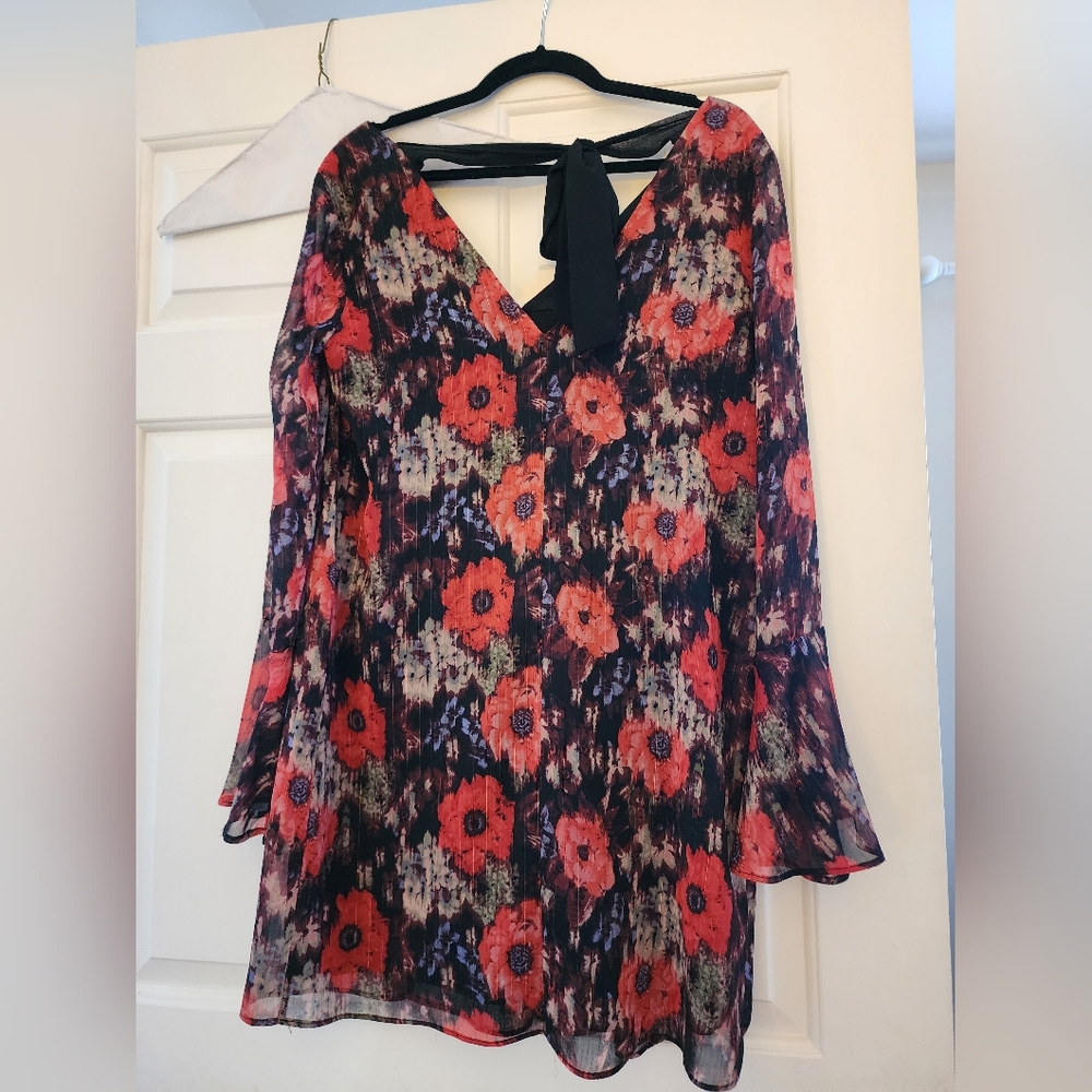 BCBG Mini Floral Dress Tie Back Size Small